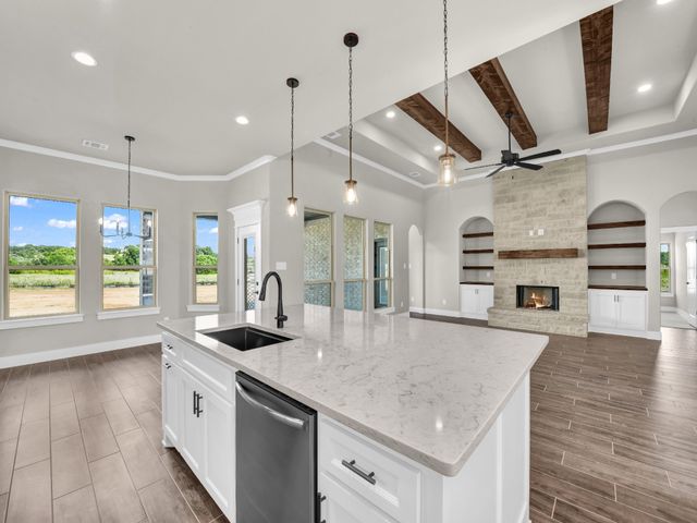 1040 Arbor Vista Drive, Azle, TX 76020