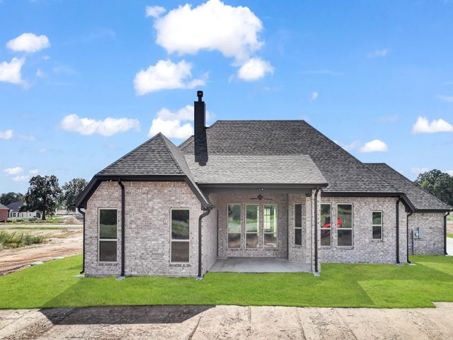 1040 Arbor Vista Drive, Azle, TX 76020