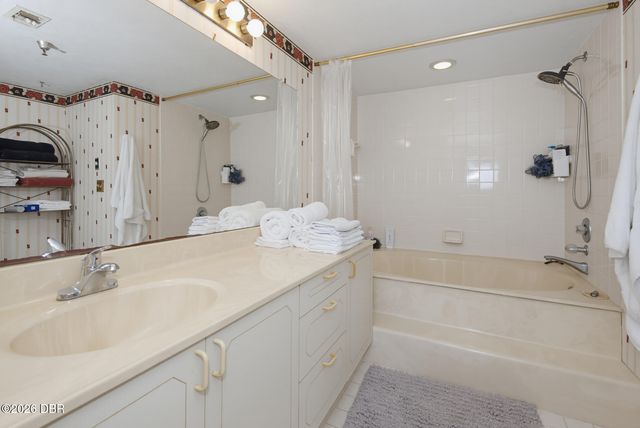 2425 S Atlantic Ave Apt 1103, Daytona Beach Shores, FL 32118