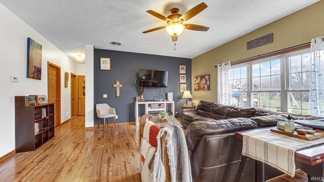 3087 River Drive, Rochester, IN 46975