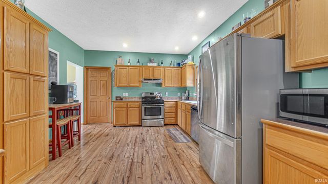 3087 River Drive, Rochester, IN 46975