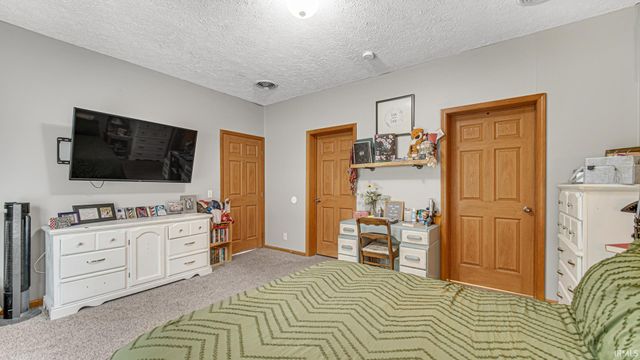 3087 River Drive, Rochester, IN 46975