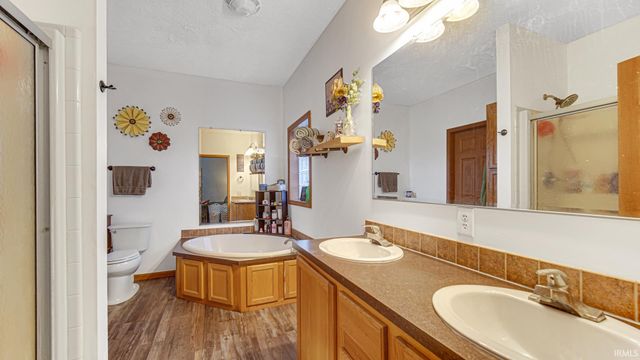 3087 River Drive, Rochester, IN 46975