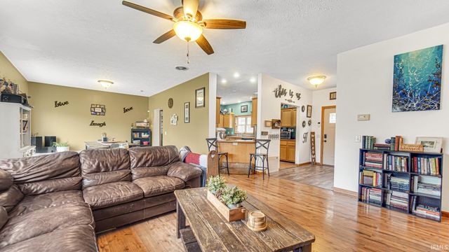 3087 River Drive, Rochester, IN 46975