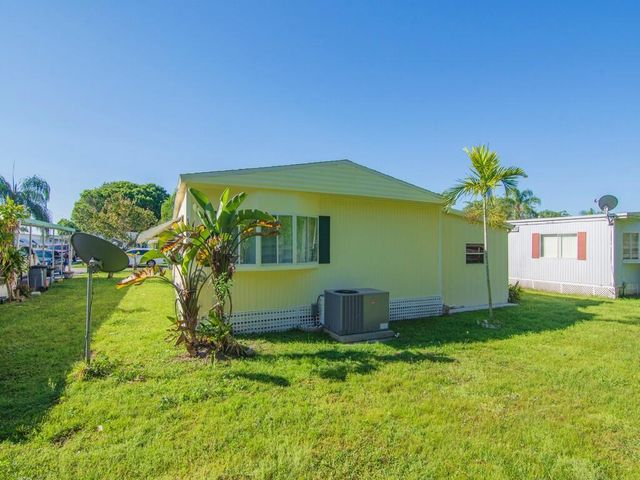 49 Camino Del Rio, Port St Lucie, FL 34952