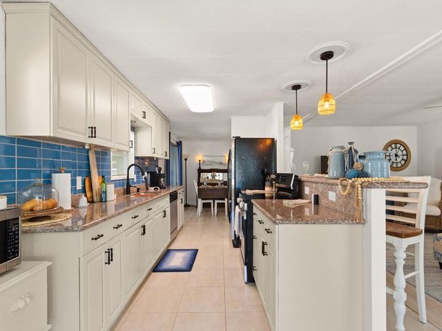49 Camino Del Rio, Port St Lucie, FL 34952