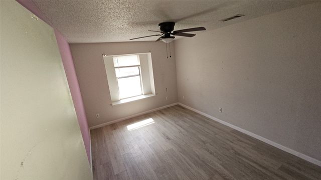 1221 Nicole Way, Fort Worth, TX 76028