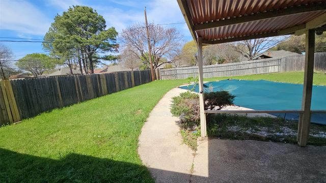 1221 Nicole Way, Fort Worth, TX 76028