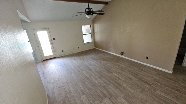 1221 Nicole Way, Fort Worth, TX 76028