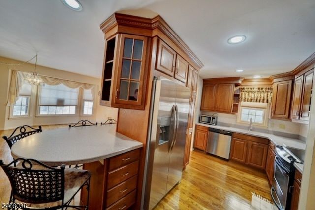 36 Brandywyne Dr, Florham Park Boro, NJ 07932