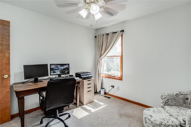 16017 Cedar Street, Basehor, KS 66007