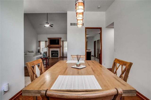 16017 Cedar Street, Basehor, KS 66007