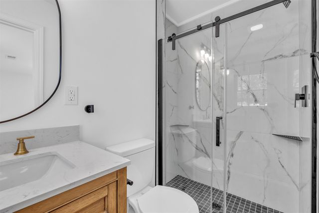 5 Brewster Drive, Taylors, SC 29687