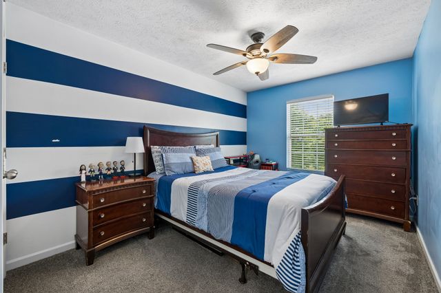 1017 Harmony Ln, Hendersonville, TN 37075