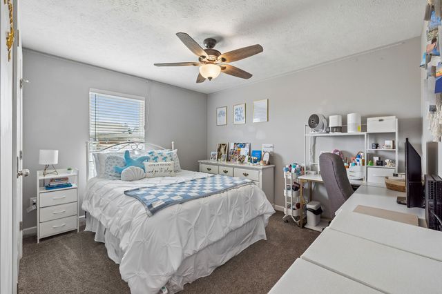 1017 Harmony Ln, Hendersonville, TN 37075