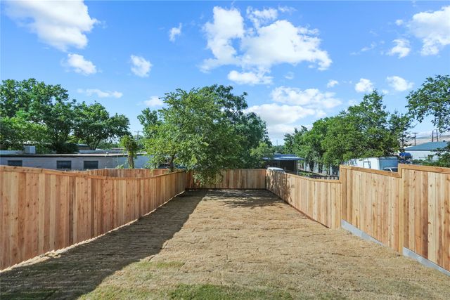 1823 Pollard Street, Dallas, TX 75208