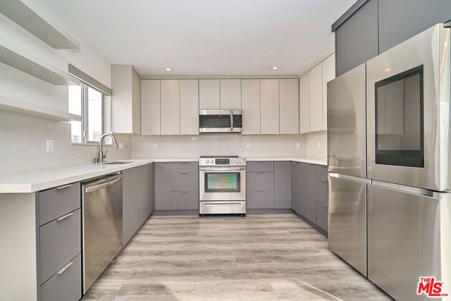 425 S Willaman Drive 308, Los Angeles, CA 90048