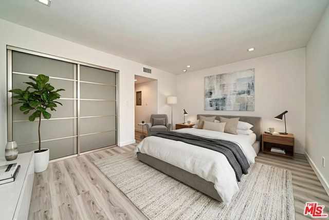 425 S Willaman Drive 308, Los Angeles, CA 90048