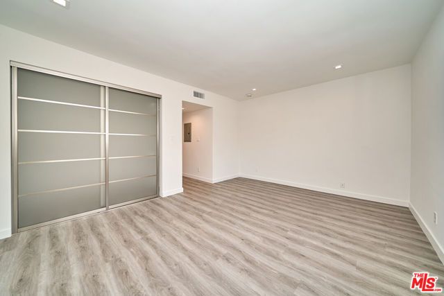 425 S Willaman Drive 308, Los Angeles, CA 90048