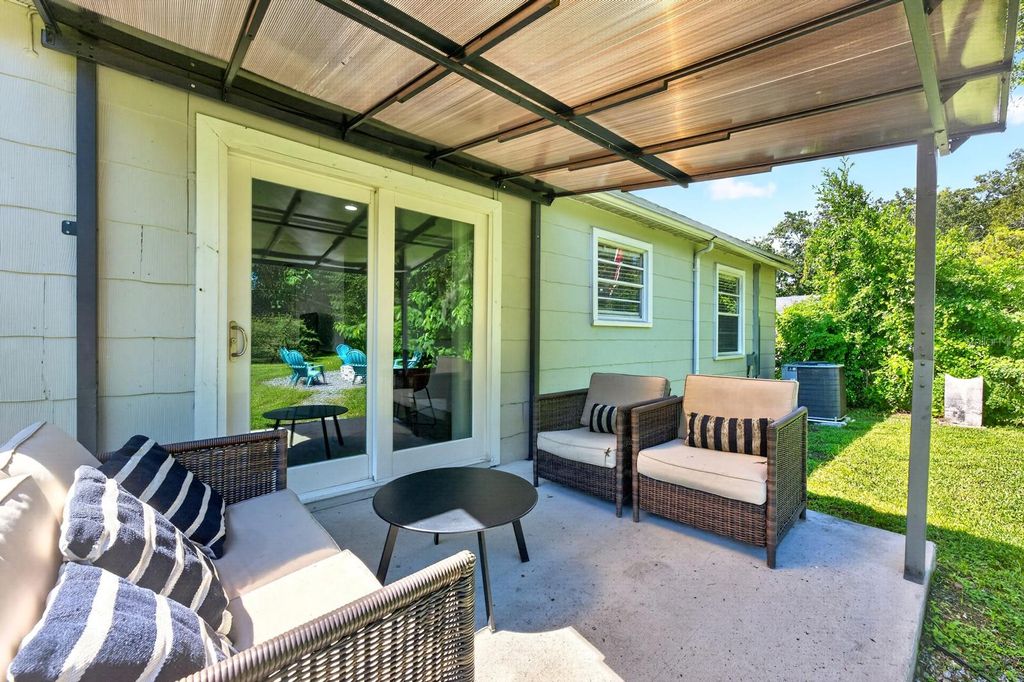 Image 21 of property listing at 401 E JERSEY STREET, Orlando, FL 32806