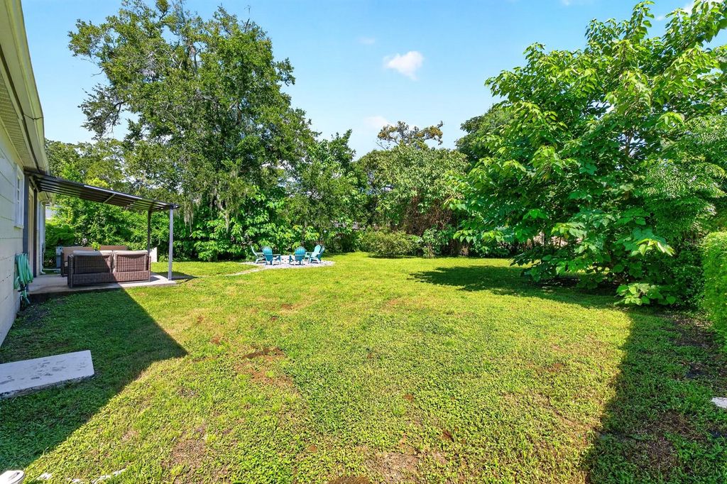 Image 27 of property listing at 401 E JERSEY STREET, Orlando, FL 32806