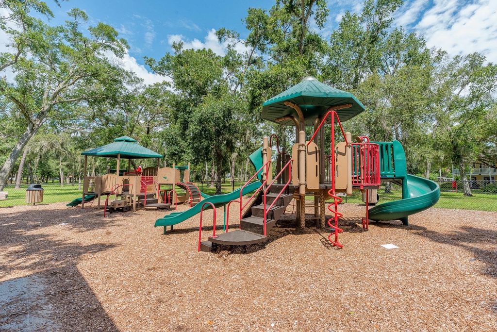 Image 36 of property listing at 401 E JERSEY STREET, Orlando, FL 32806