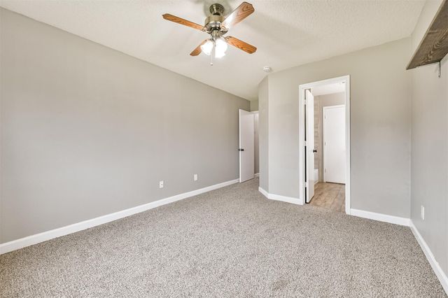 2436 Caroline Street, Dickinson, TX 77539