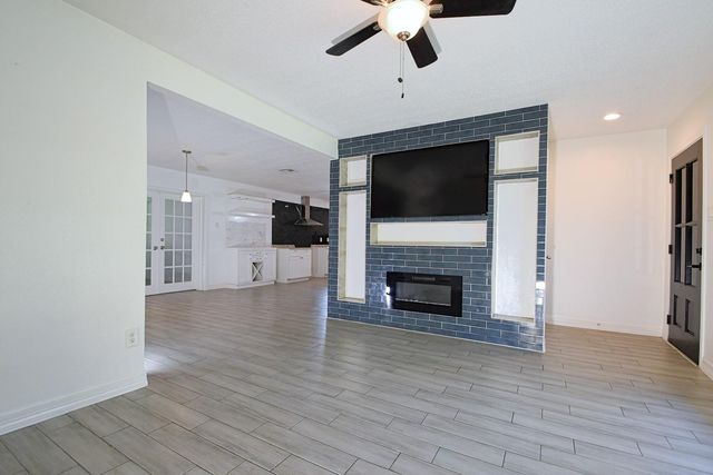 807 Turney Drive, Houston, TX 77038