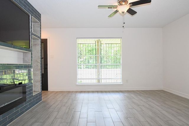 807 Turney Drive, Houston, TX 77038