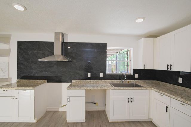 807 Turney Drive, Houston, TX 77038
