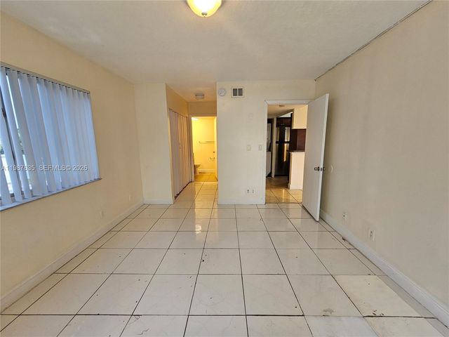5686 Rock Island Rd 126, Tamarac, FL 33319