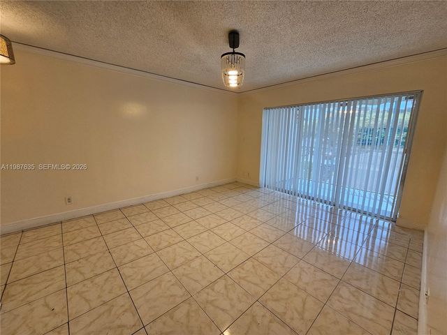 5686 Rock Island Rd 126, Tamarac, FL 33319