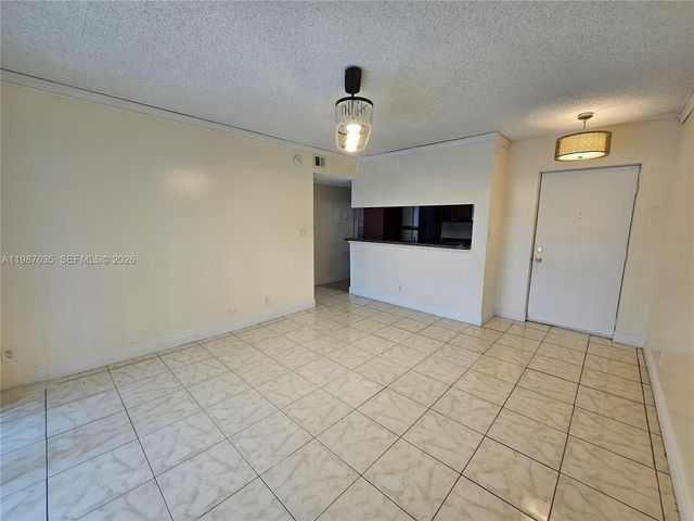 5686 Rock Island Rd 126, Tamarac, FL 33319