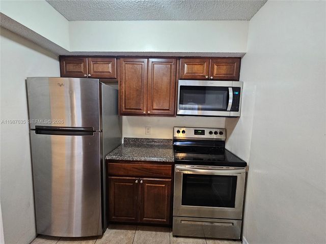5686 Rock Island Rd 126, Tamarac, FL 33319