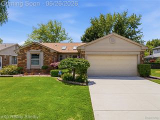 47621 Valley Forge Drive, Macomb Township, MI 48044