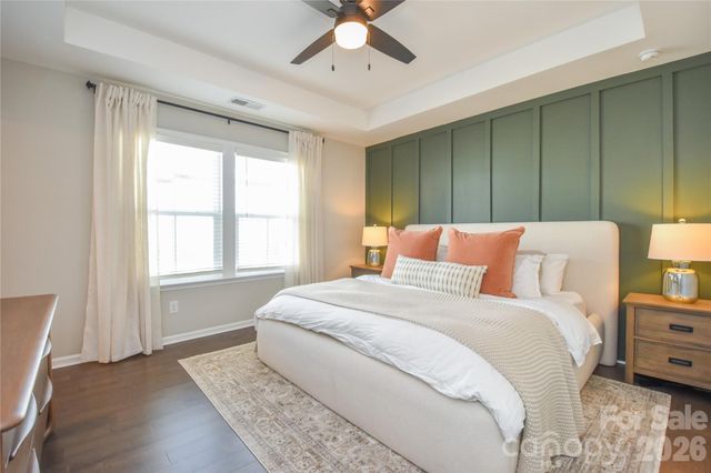 612 Tudor Park Way, Charlotte, NC 28211