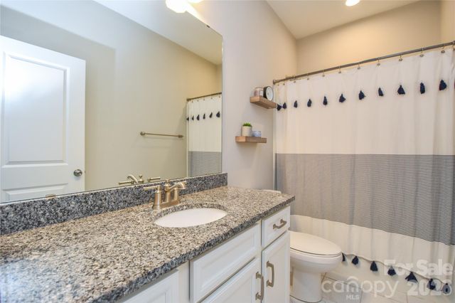 612 Tudor Park Way, Charlotte, NC 28211