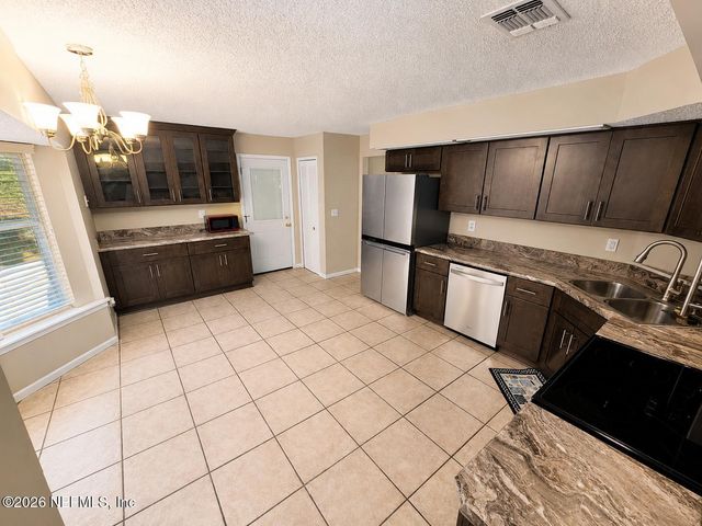 7855 COLLINS RIDGE Boulevard, Jacksonville, FL 32244