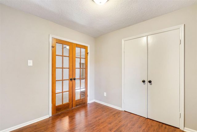 2 Village Knoll Place, The Woodlands, TX 77381