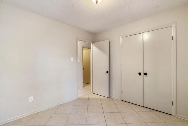 2 Village Knoll Place, The Woodlands, TX 77381
