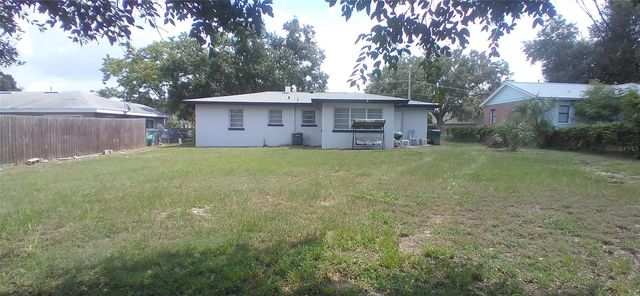 411 AVENUE A SE, Winter Haven, FL 33880