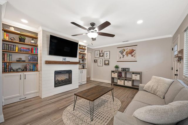 7133 Grenola Way, Citrus Heights, CA 95621