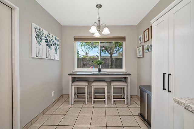 7133 Grenola Way, Citrus Heights, CA 95621