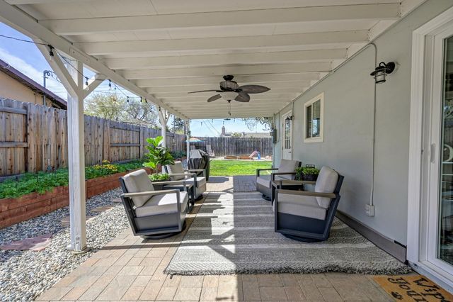 7133 Grenola Way, Citrus Heights, CA 95621