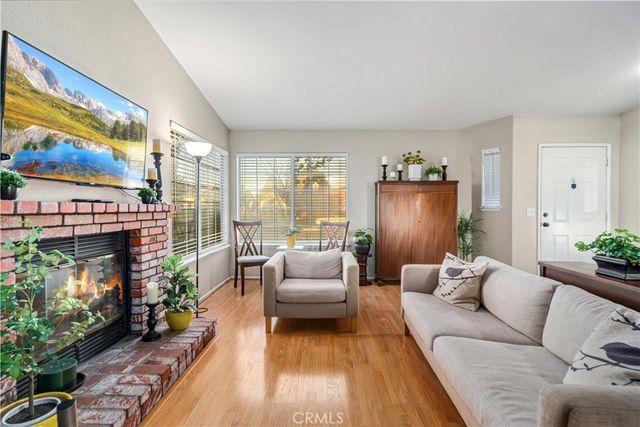 44129 Amherst Lane, Lancaster, CA 93536