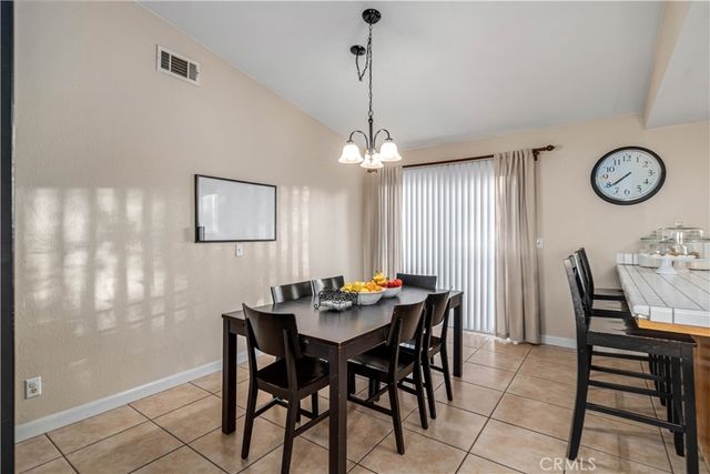 44129 Amherst Lane, Lancaster, CA 93536
