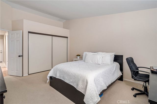 44129 Amherst Lane, Lancaster, CA 93536
