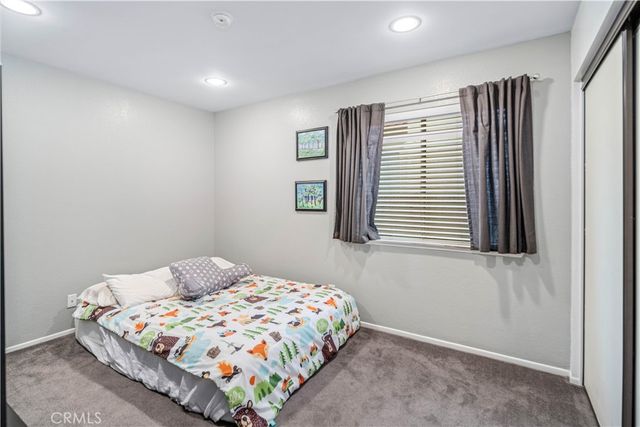 44129 Amherst Lane, Lancaster, CA 93536