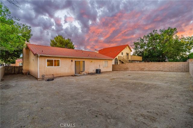 44129 Amherst Lane, Lancaster, CA 93536