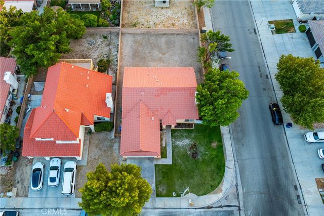 44129 Amherst Lane, Lancaster, CA 93536